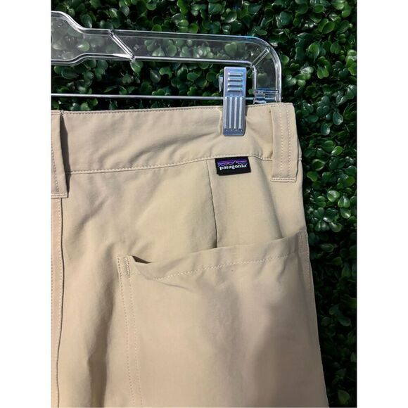 Mens Patagonia Light Khaki Shorts Size 30 - Picture 4 of 6